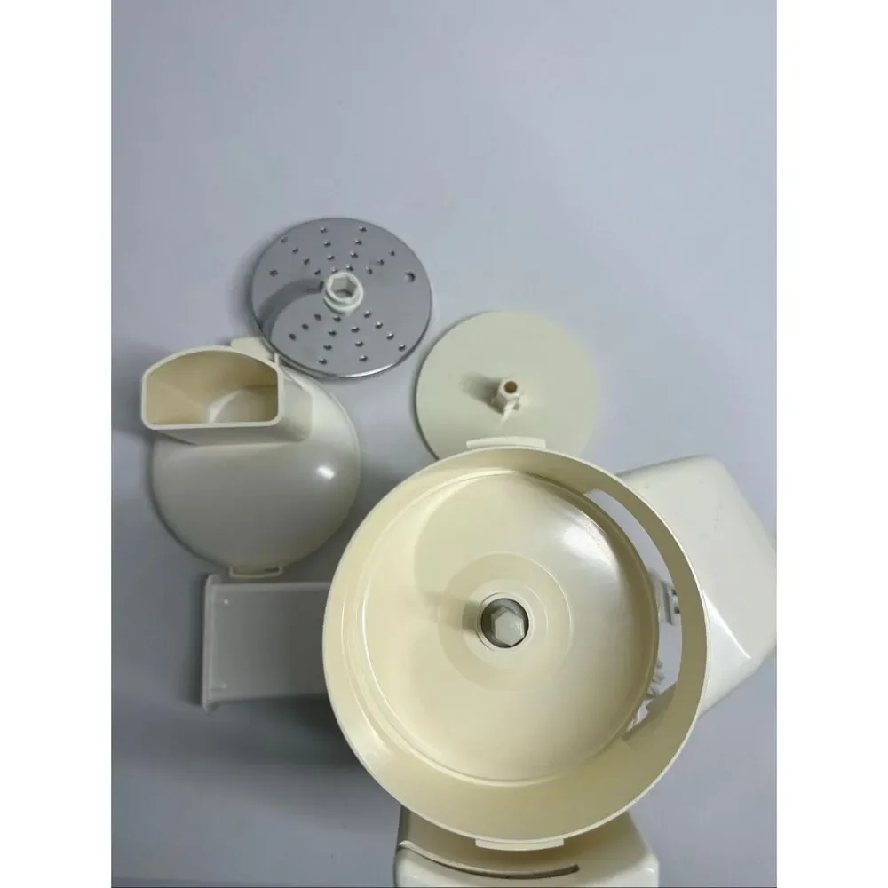 Sunbeam Oskar Food Processor 14081 With Accessories Works